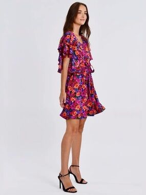 Molly Bracken flutter sleeve colourful floral pattern dress cinch waist NWT XS